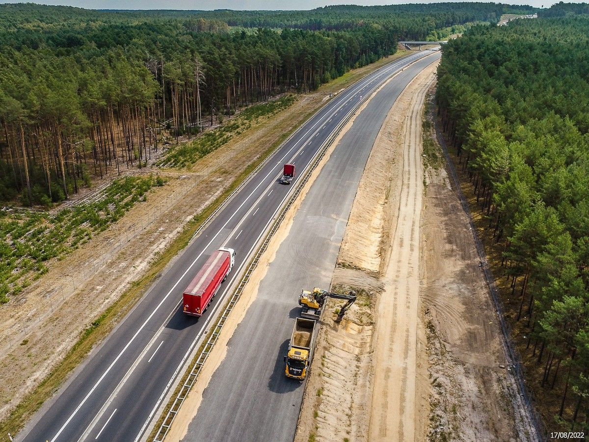 Budowa A18 (zdjęcia z sierpnia 2022 r.)