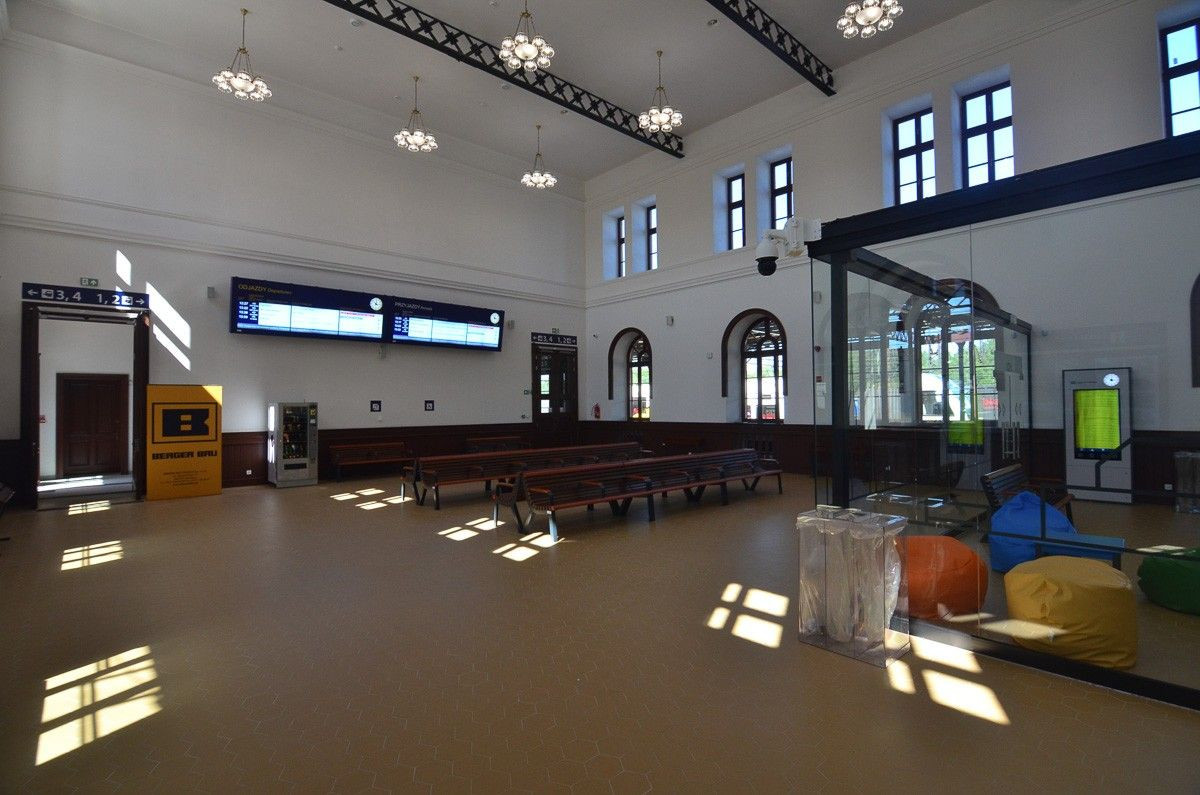 Dworzec Węgliniec przebudowany i otwarty dla podróżnych