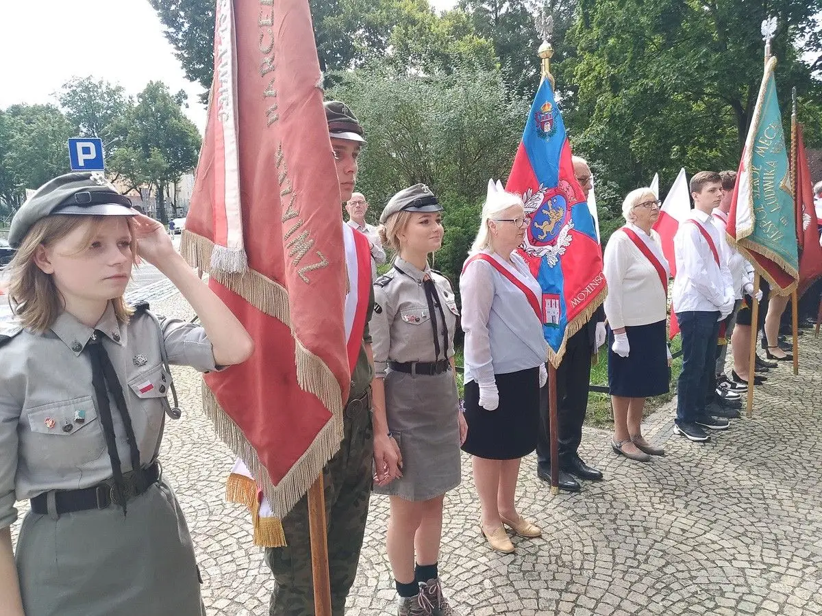 Uroczystość upamiętniająca rocznicę wybuchu II wojny światowej