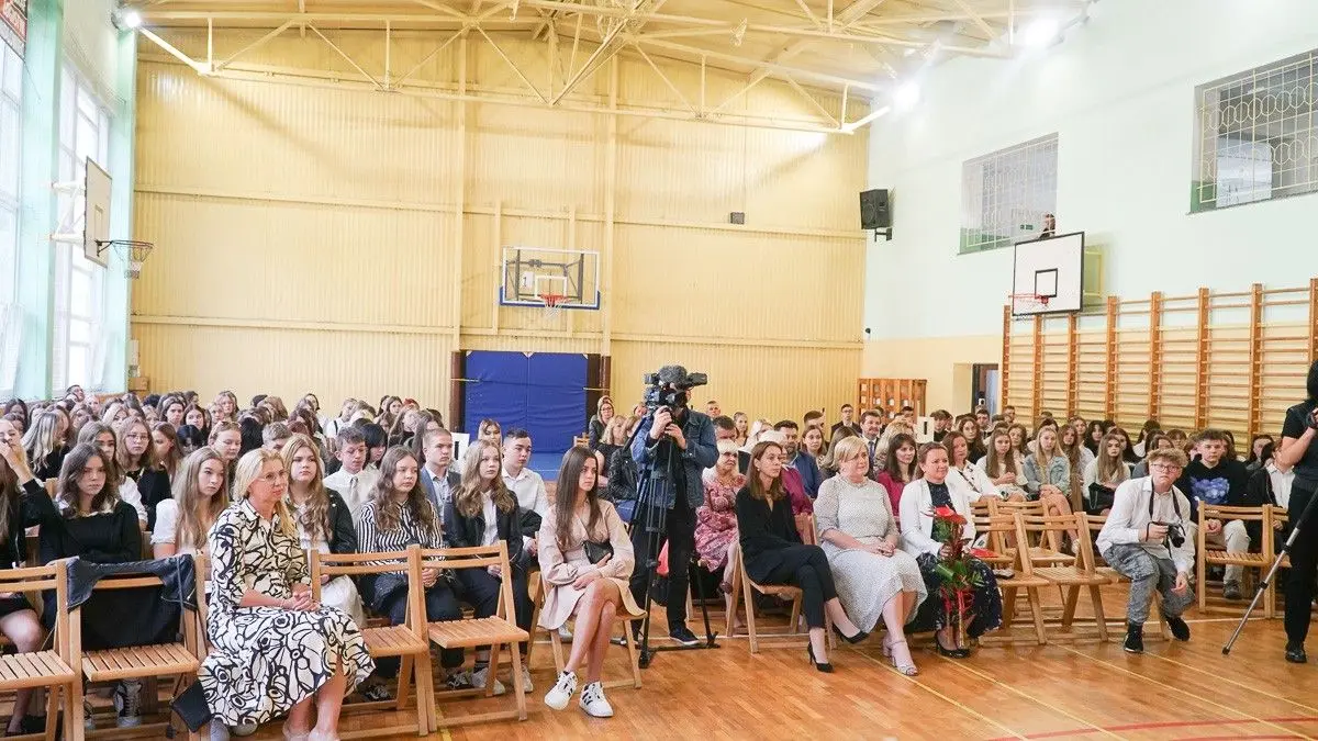 Uroczystość w Zespole Szkół Handlowych i Usługowych