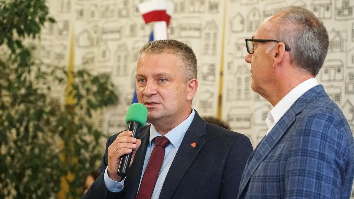 Uroczystość w Zespole Szkół Handlowych i Usługowych