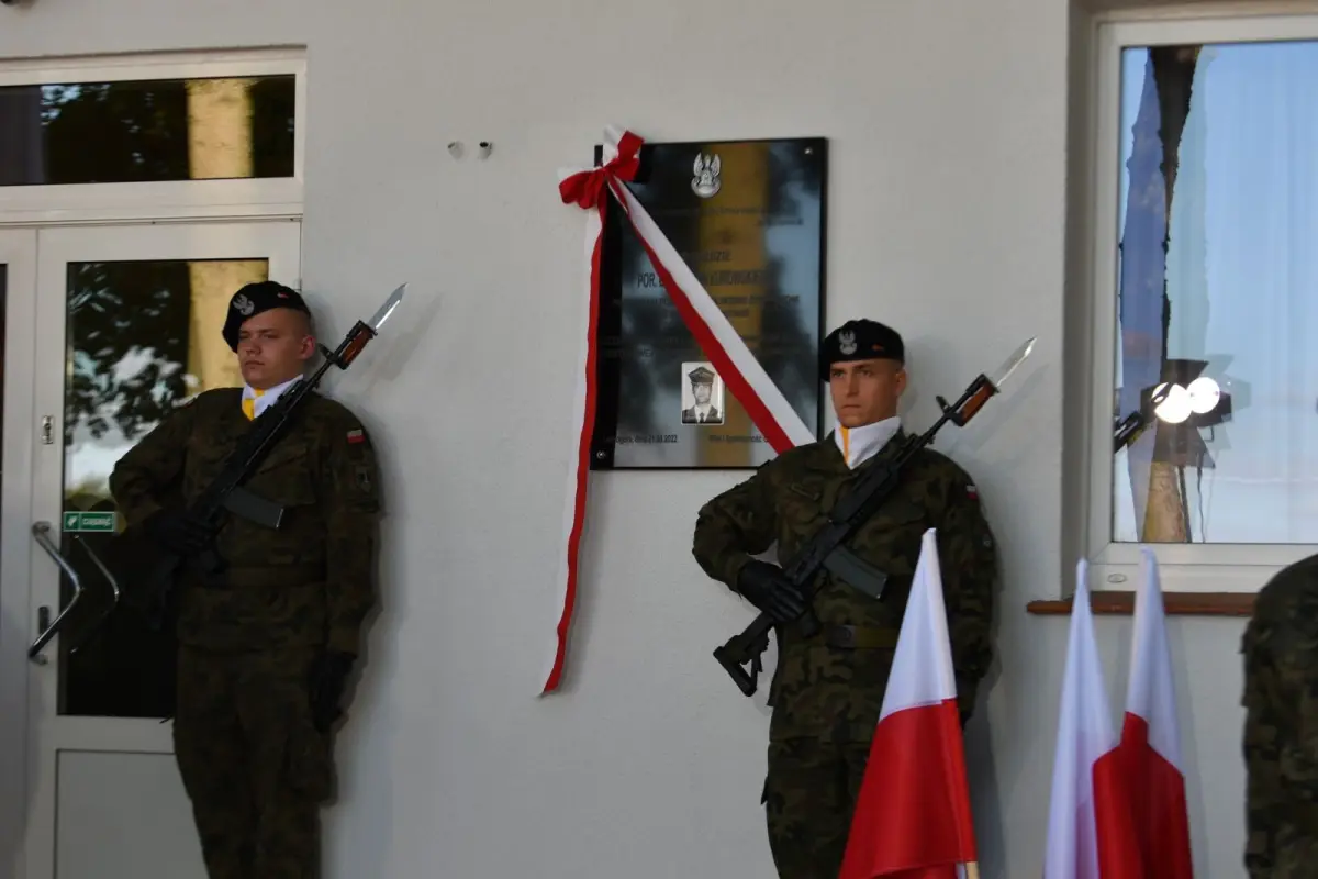 Uroczystość upamiętniająca śp. por. Łukasza Kurowskiego