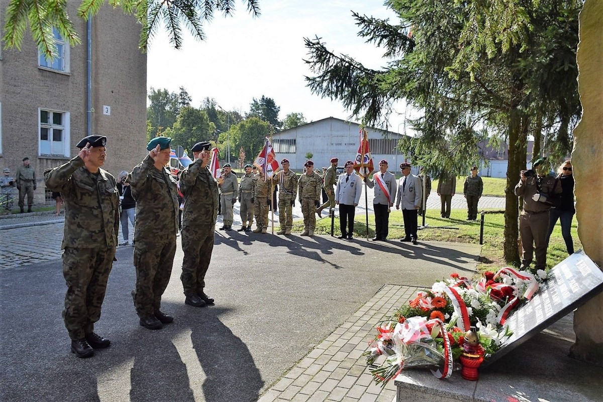 Komandosi uhonorowani