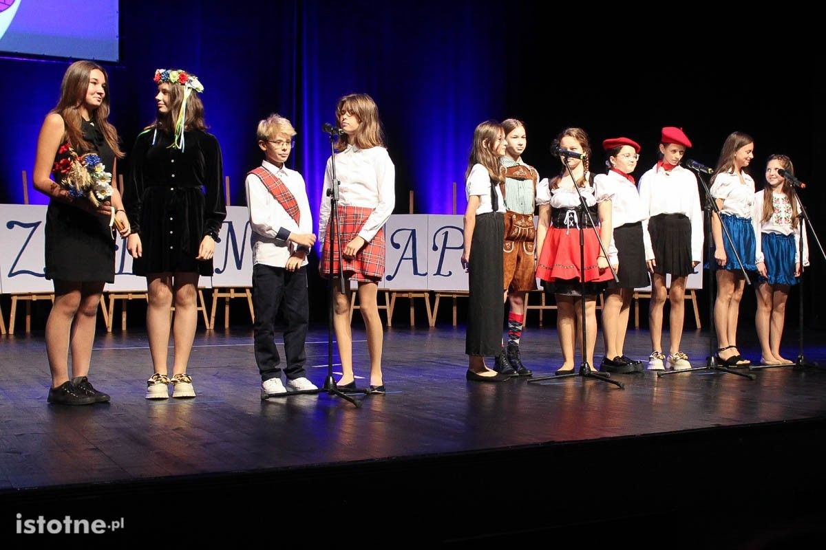 Najzdolniejsi uczniowie nagrodzeni na gali „Pan Prezydent zaprasza”