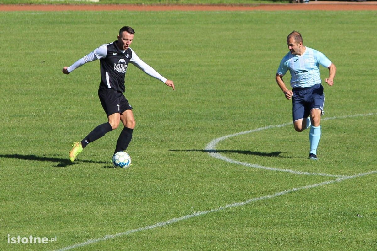 Galeria z meczu BKS II Bolesławiec - Kolonia Bolesławiec