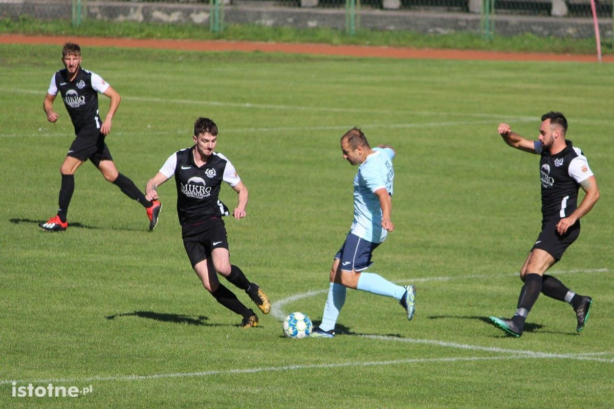 Galeria z meczu BKS II Bolesławiec - Kolonia Bolesławiec