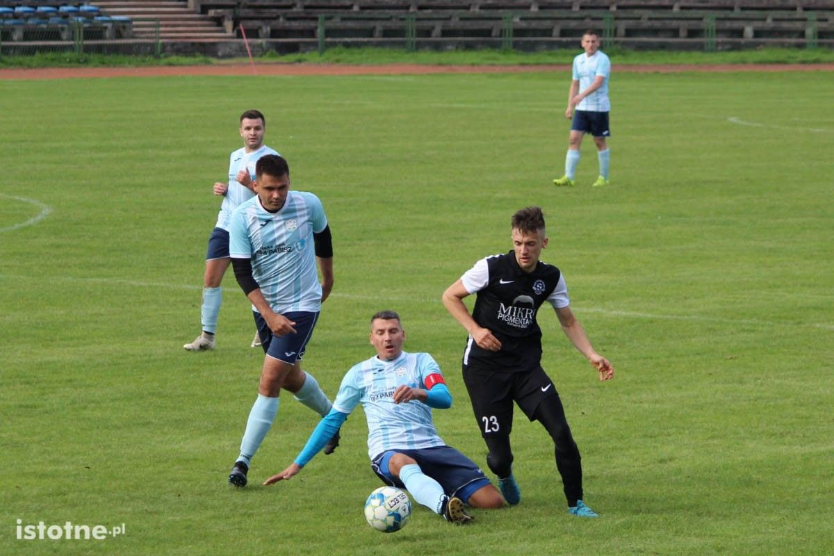 Galeria z meczu BKS II Bolesławiec - Kolonia Bolesławiec