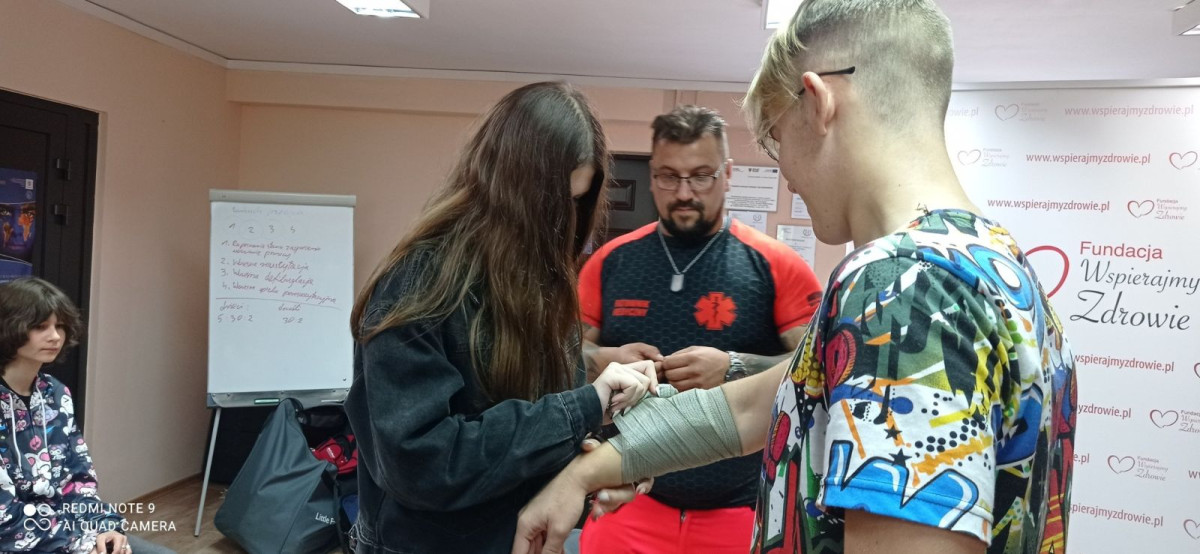 „Czy potrafisz ratować życie”. Kolejny polsko-ukraiński projekt w ZSOiZ w Bolesławcu