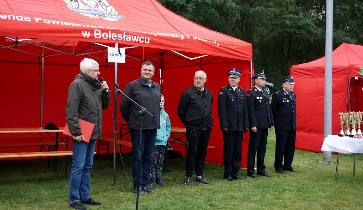 Пожежні змагання та новий автомобіль для вогнеборців із Nowogrodziec