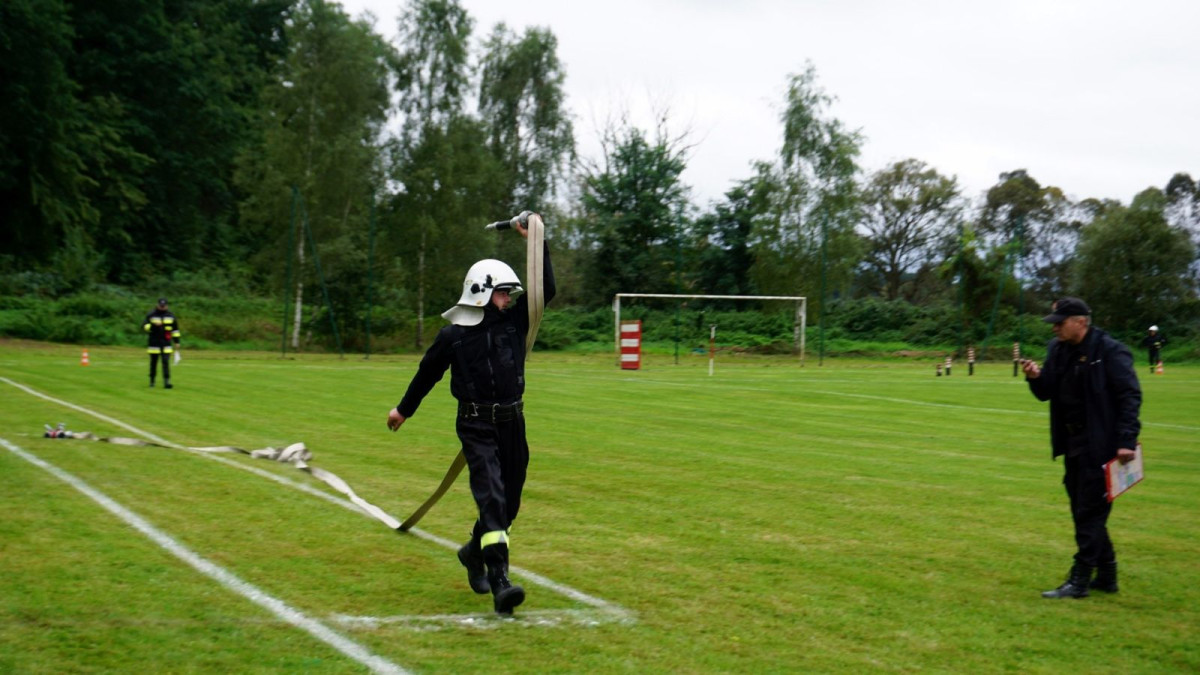 Zawody strażackie i nowy wóz dla druhów z Nowogrodźca