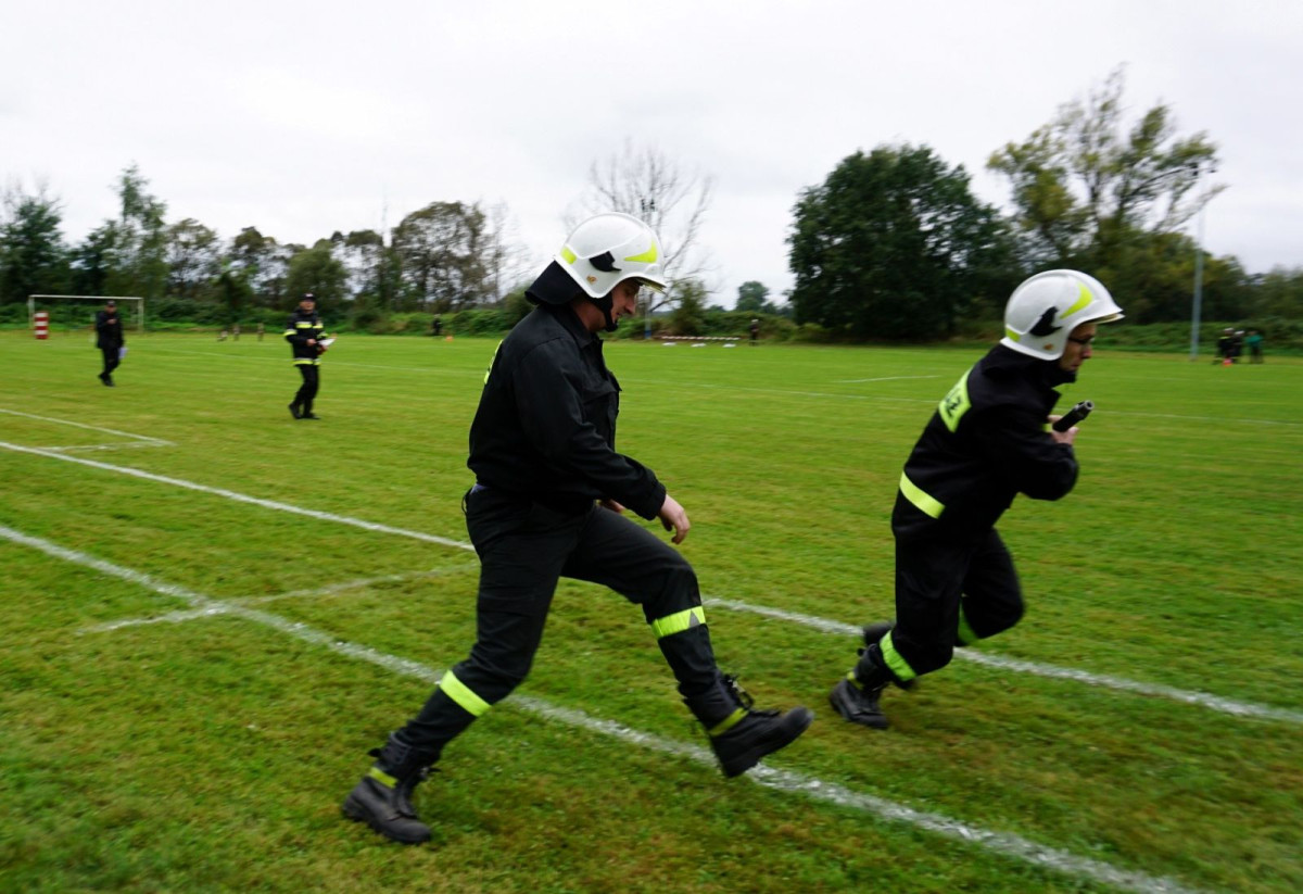Zawody strażackie i nowy wóz dla druhów z Nowogrodźca