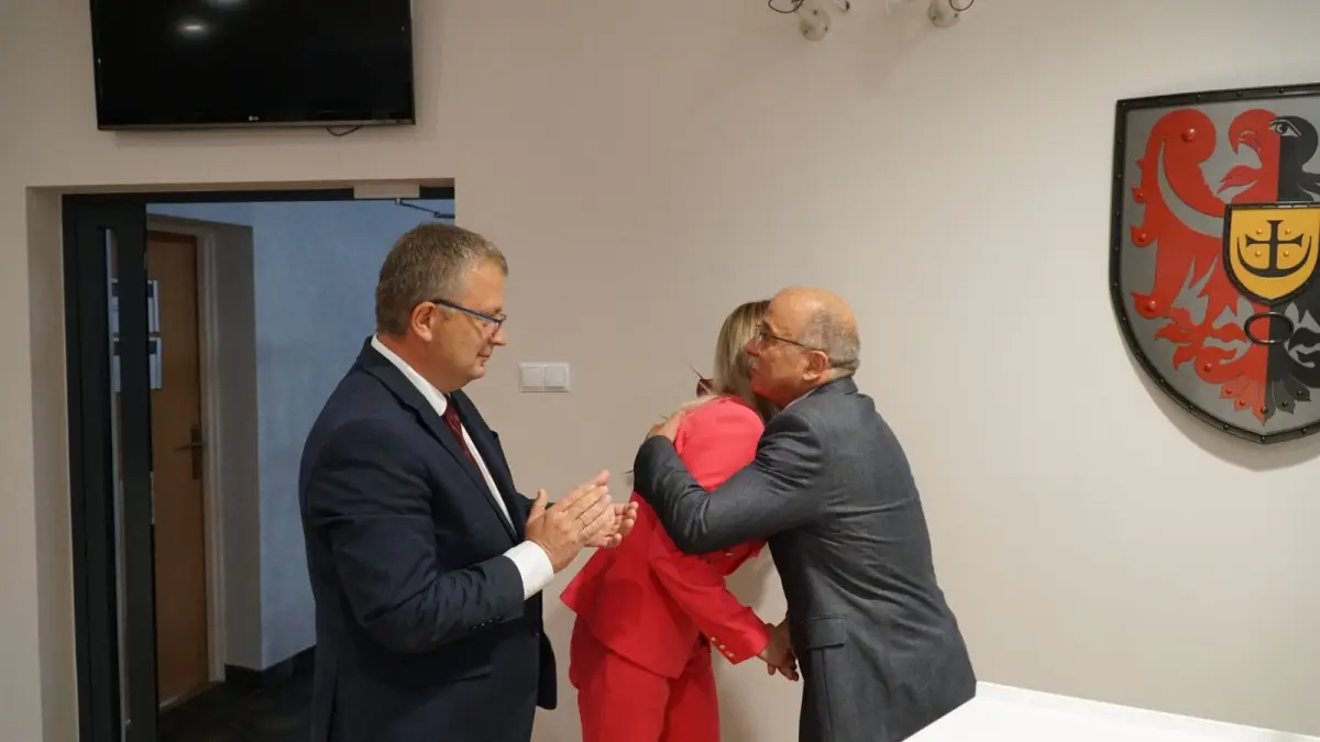 Uroczystość na sesji Rady Powiatu Bolesławieckiego