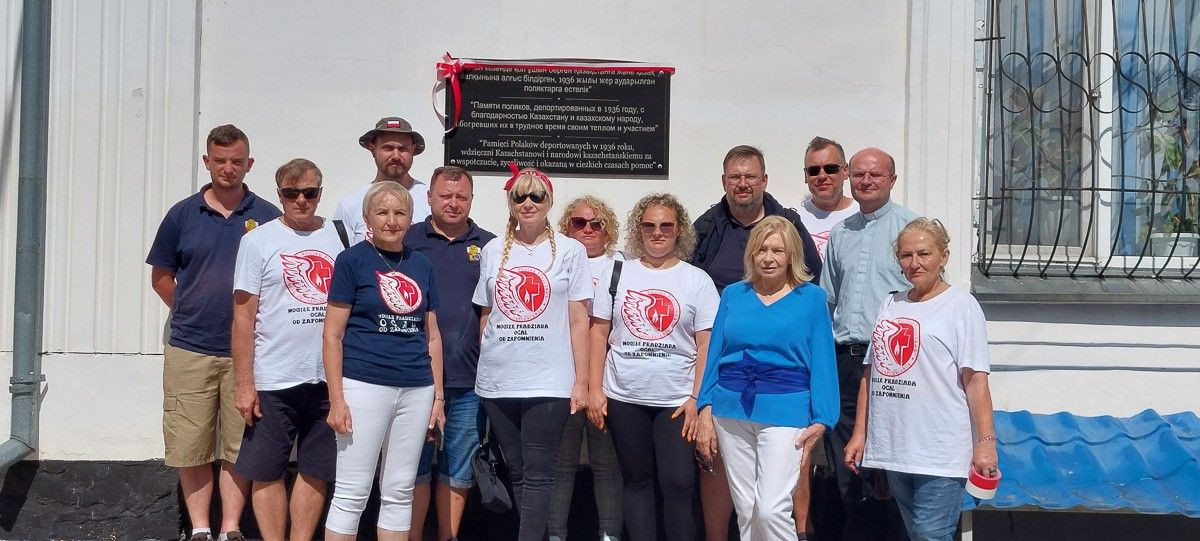 Polscy wolontariusze w Kazachstanie