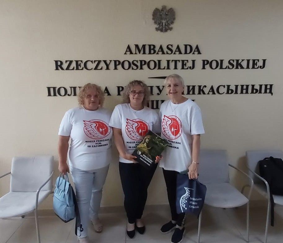 Polscy wolontariusze w Kazachstanie