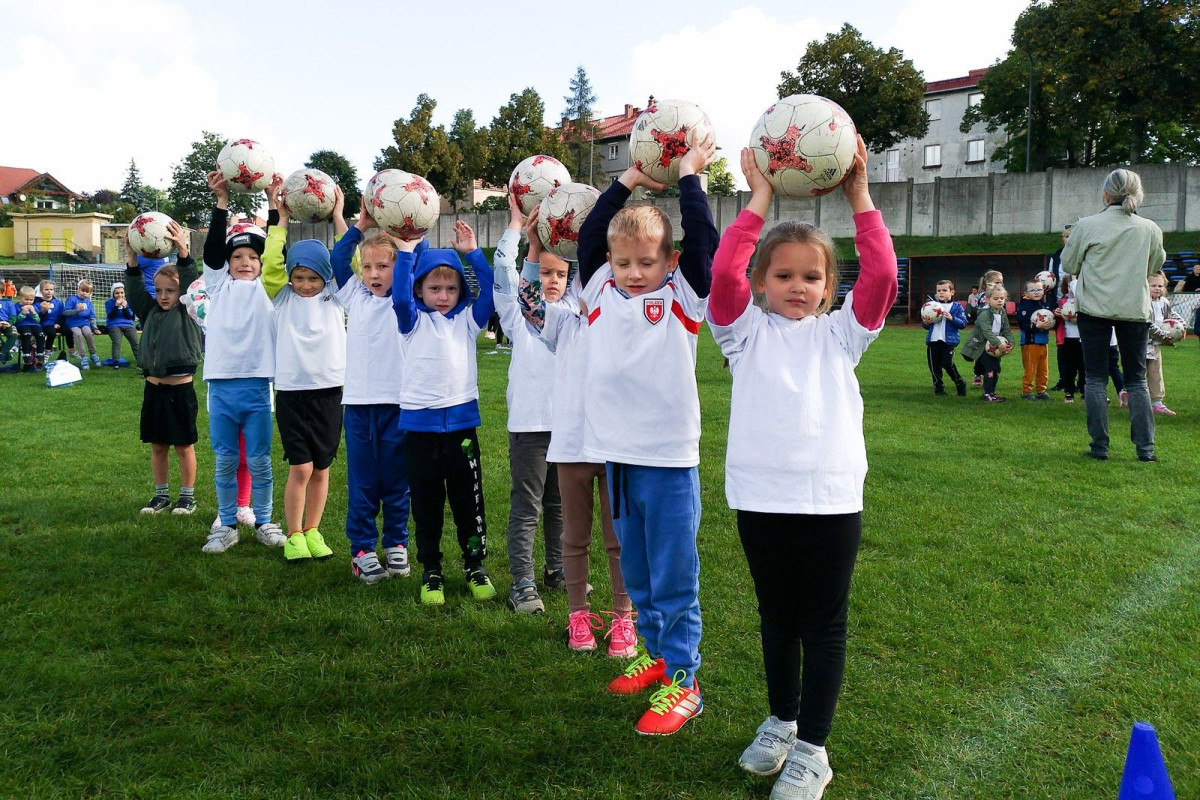 Ponad 200 przedszkolaków wzięło udział w VII Bolesławieckiej Przedszkoliadzie Piłkarskiej