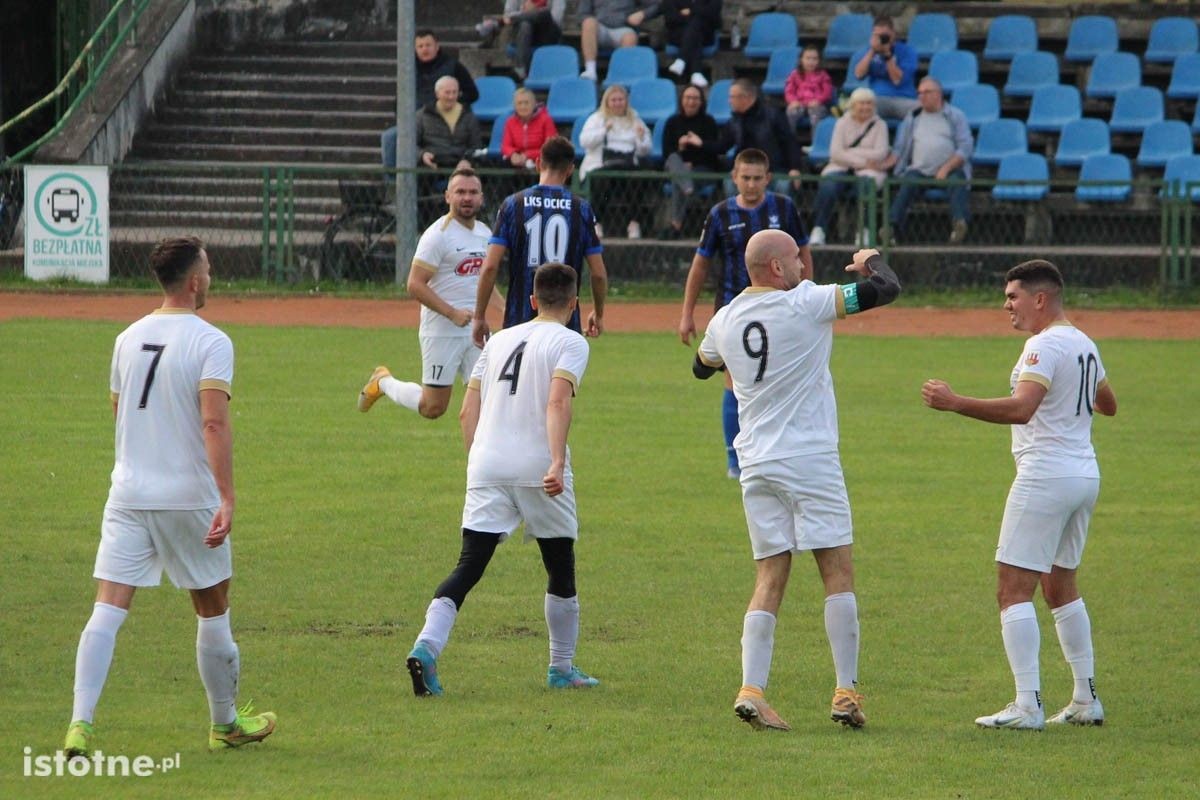 Galeria z meczu Kolonia Bolesławiec - LKS Ocice