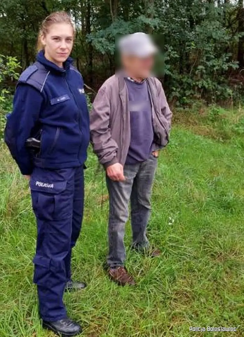Policjanci i grzybiarze