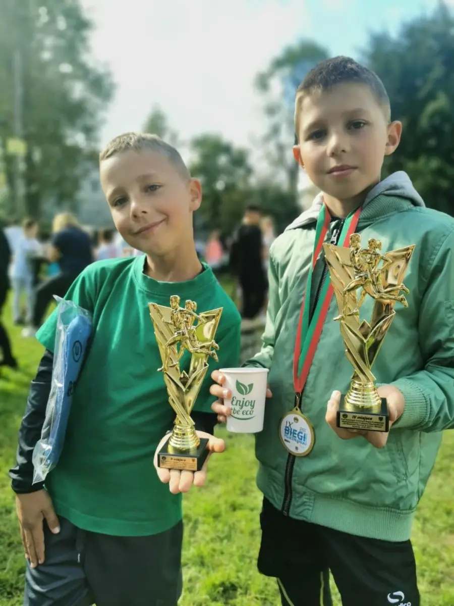Rewelacyjna postawa młodych biegaczy z Gminy Warta Bolesławiecka