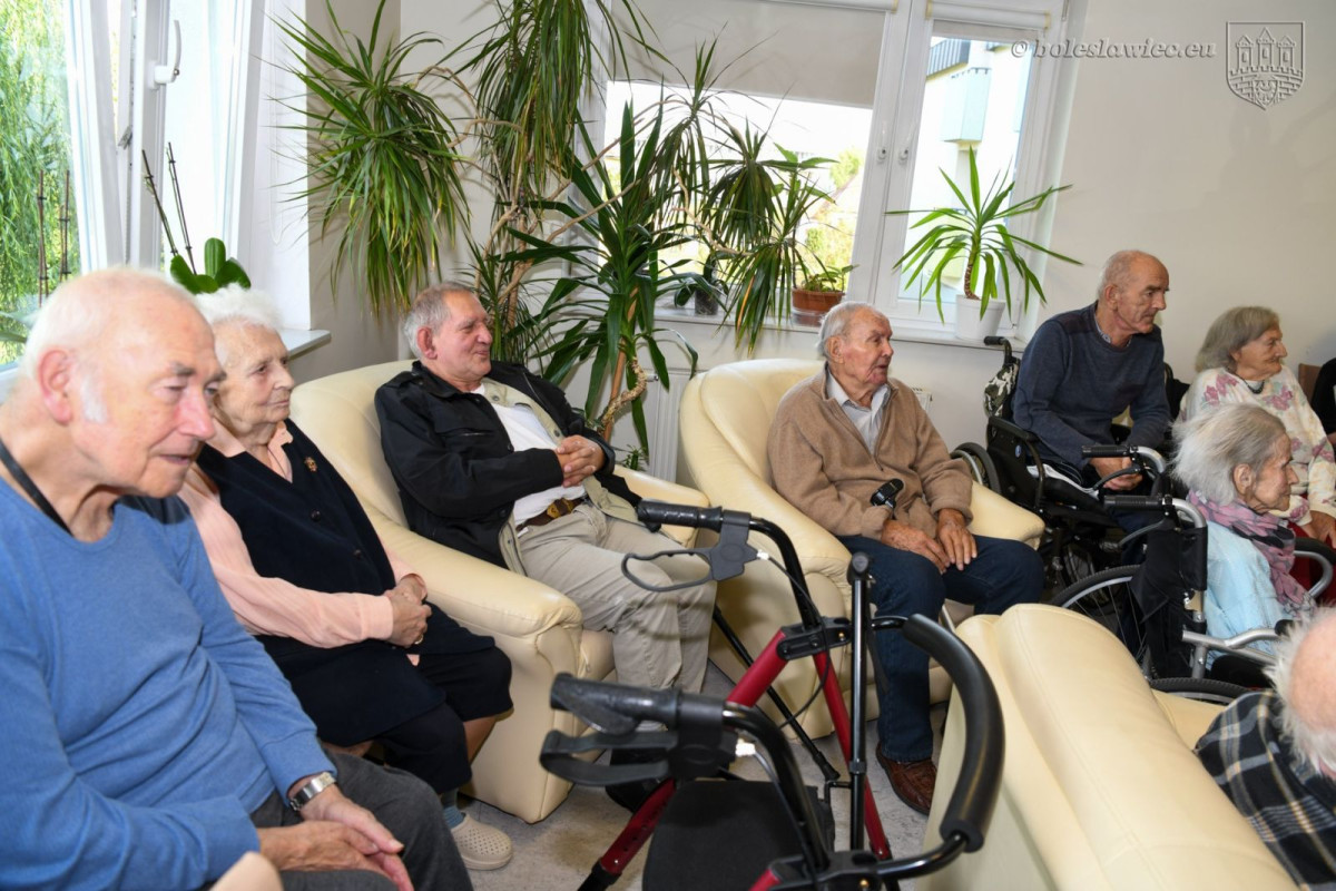 Dzień seniora w Domu Pomocy Społecznej w Bolesławcu
