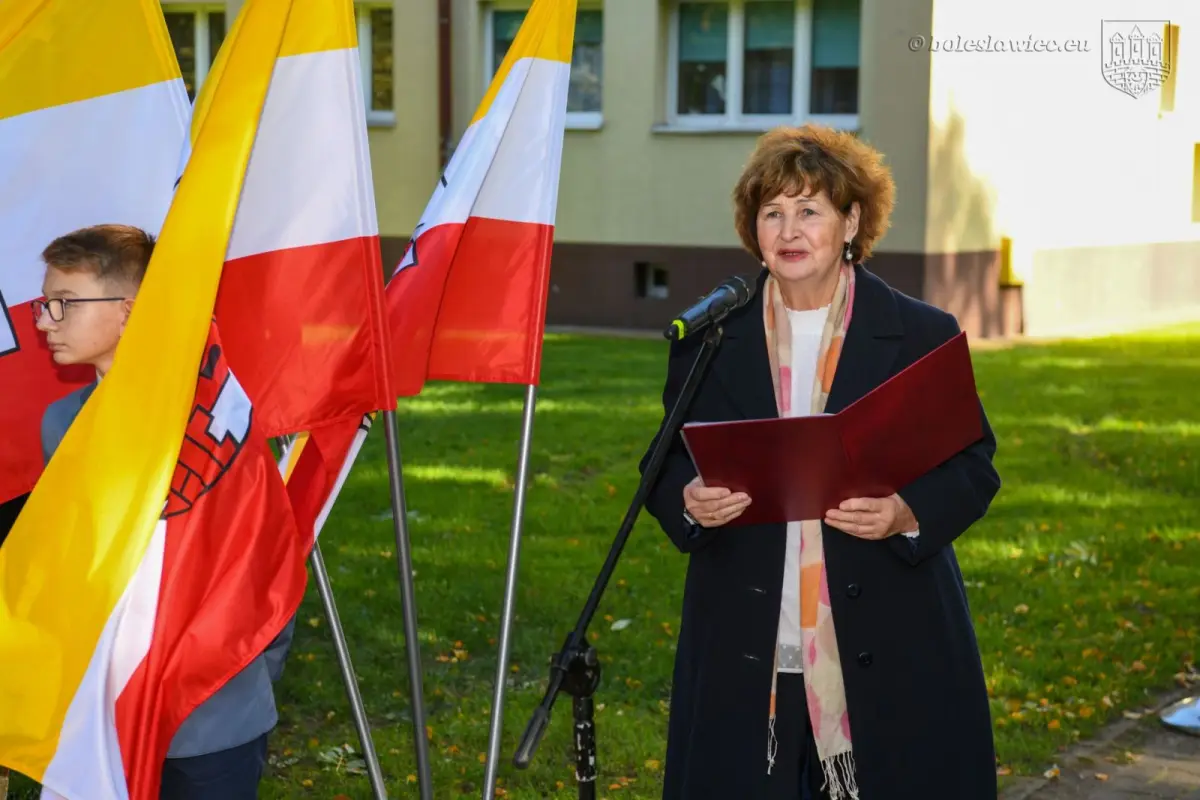 Odsłonięcie tablicy pamiątkowej poświęconej Stefanii Tajcher
