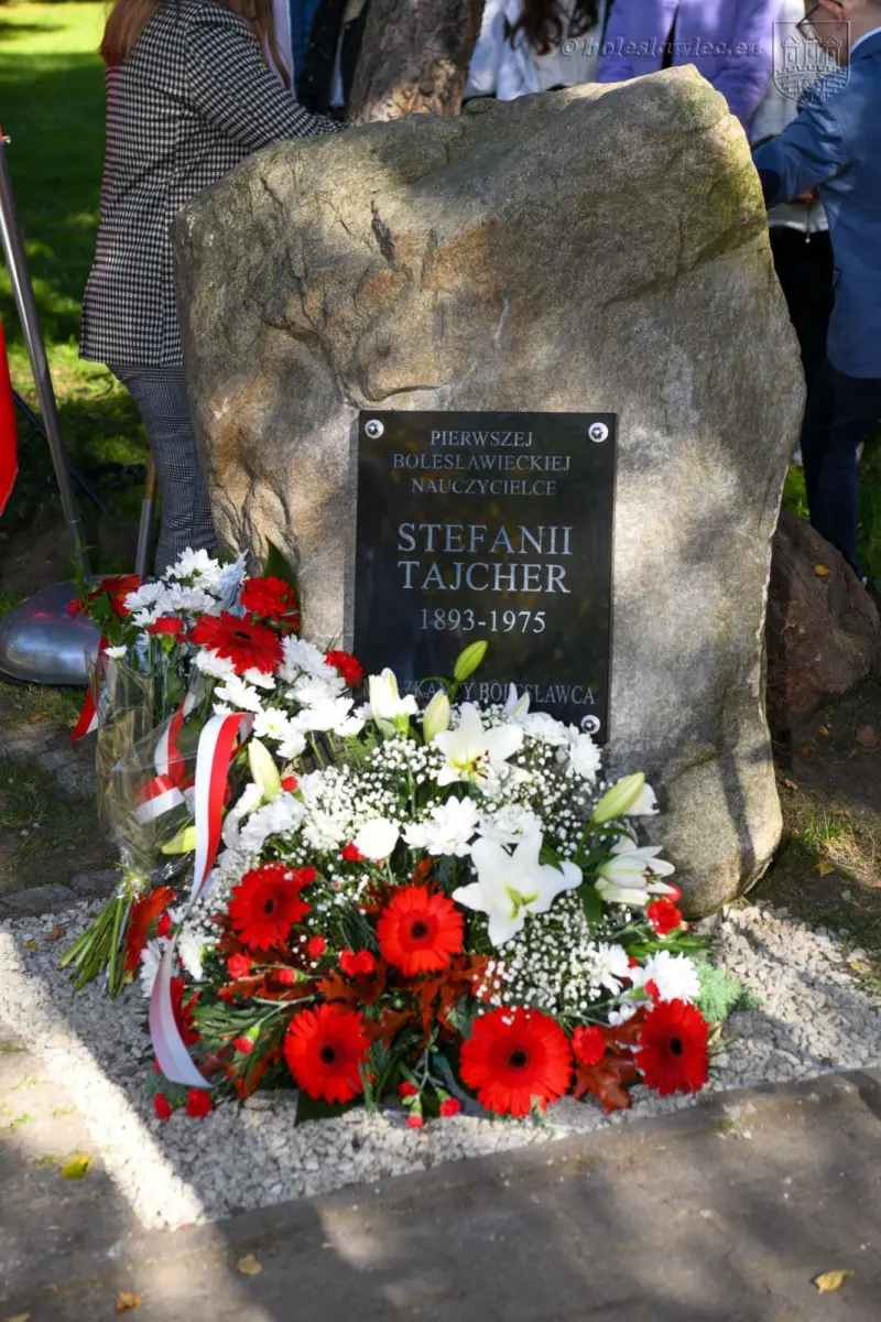 Odsłonięcie tablicy pamiątkowej poświęconej Stefanii Tajcher