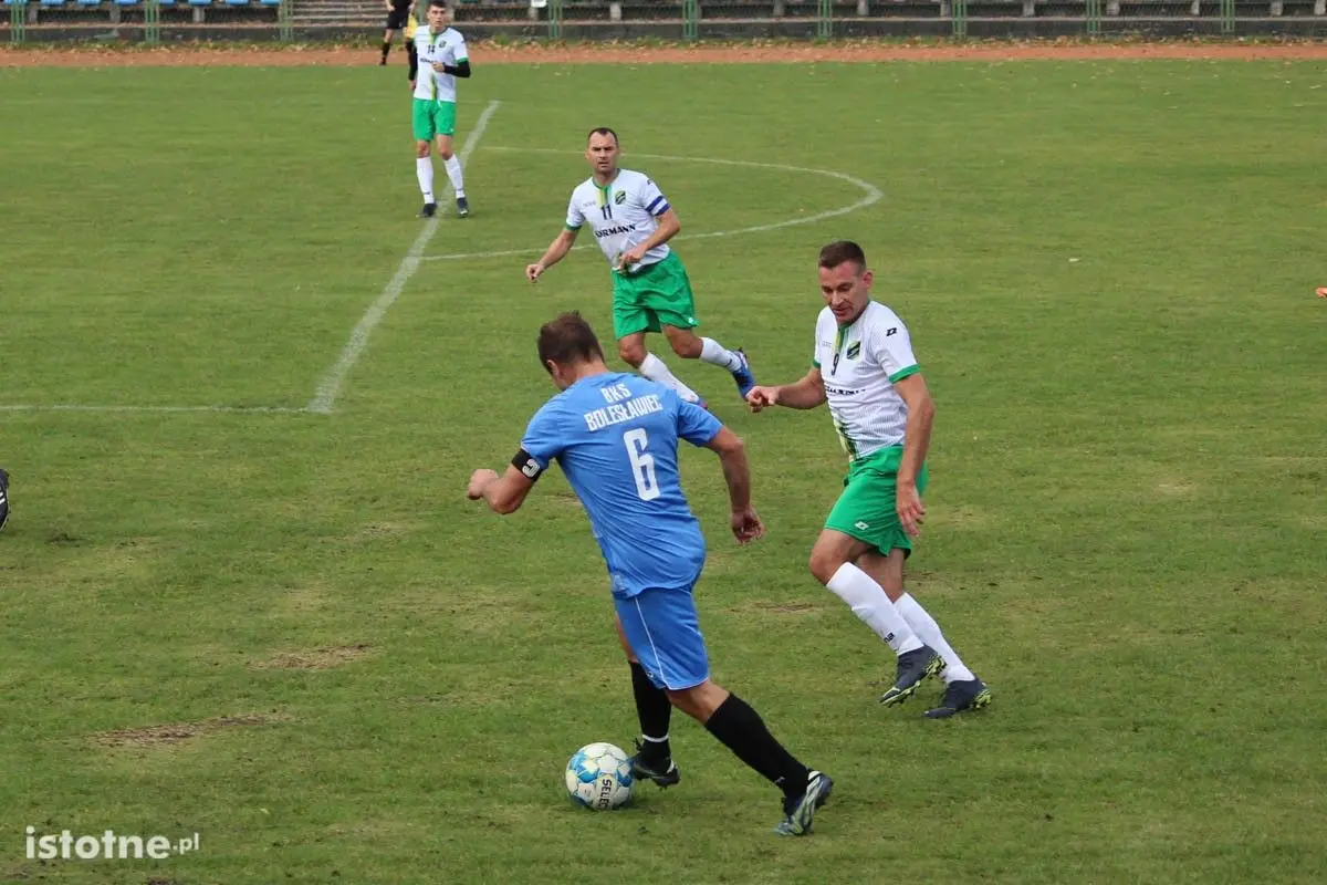 Galeria z meczu BKS II Bolesławiec - GKS Warta Bolesławiecka