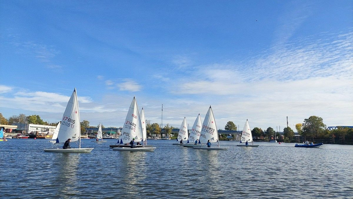 Mistrzostwa Województwa i zawodniczki oraz zawodnicy UKŻ Pirat