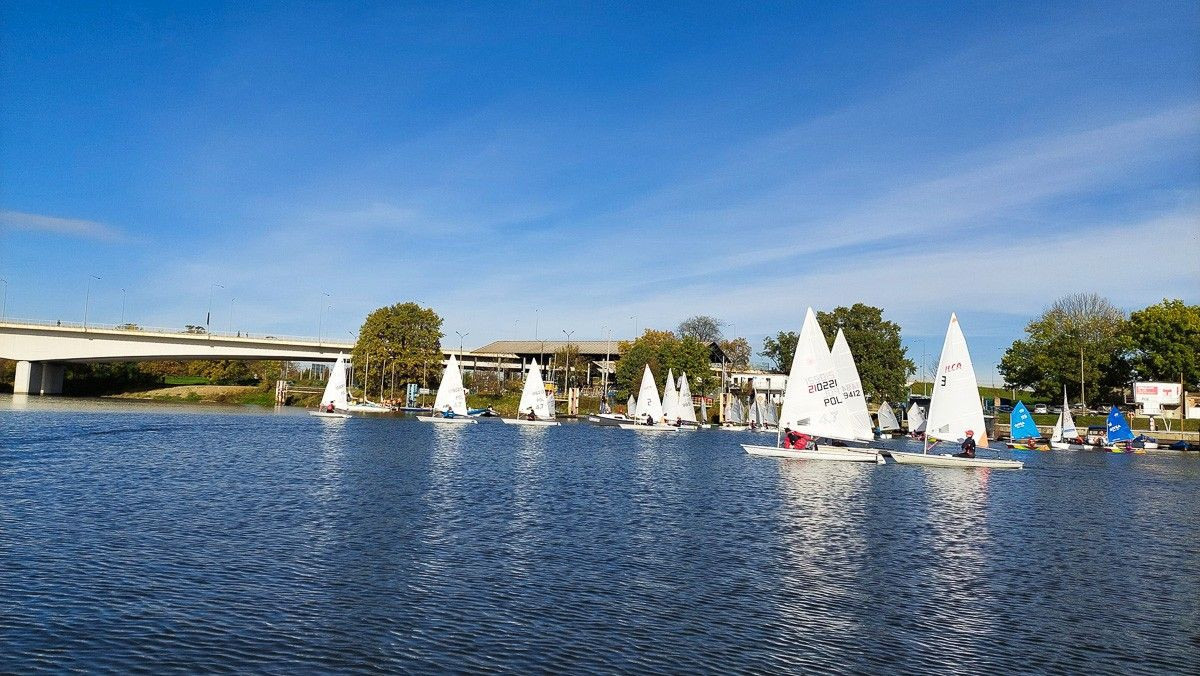 Mistrzostwa Województwa i zawodniczki oraz zawodnicy UKŻ Pirat