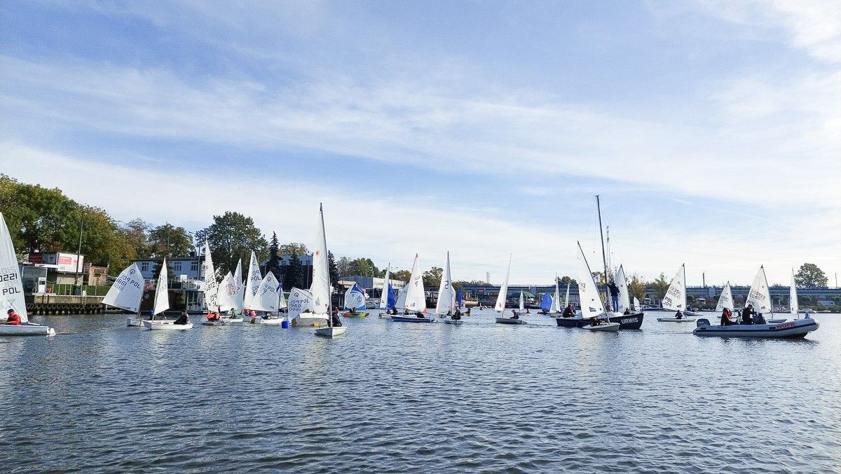 Mistrzostwa Województwa i zawodniczki oraz zawodnicy UKŻ Pirat