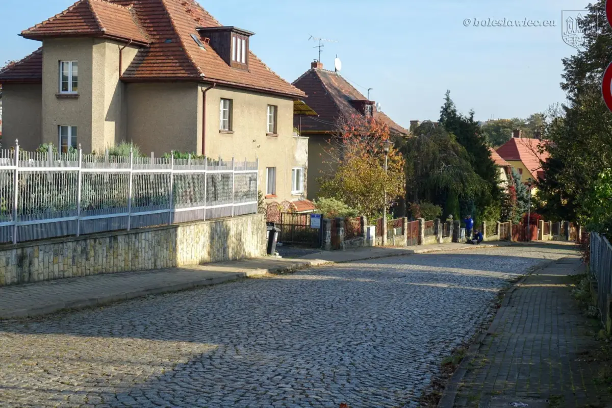 Ulica Obrońców Westerplatte w Bolesławcu