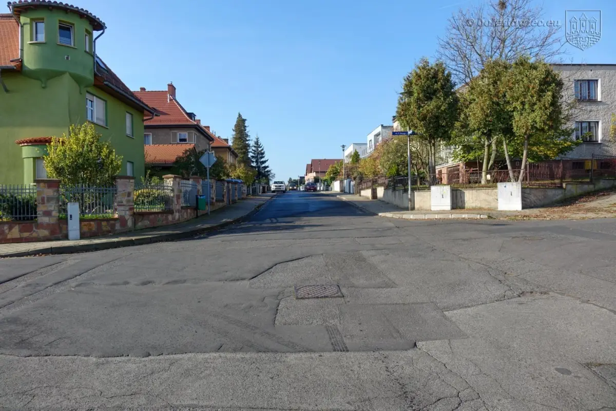 Ulica Obrońców Westerplatte w Bolesławcu
