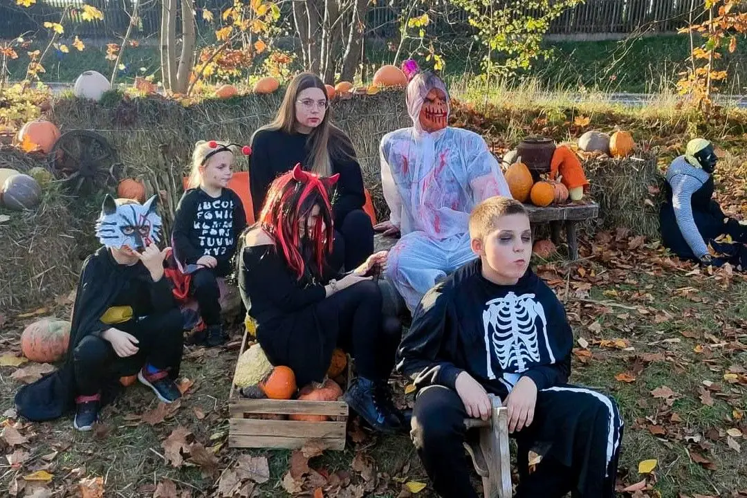 Dyniowy Kącik przy Wiedźmie w Raciborowicach w Halloween