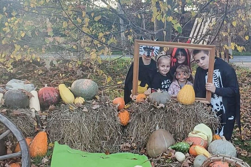 Dyniowy Kącik przy Wiedźmie w Raciborowicach w Halloween