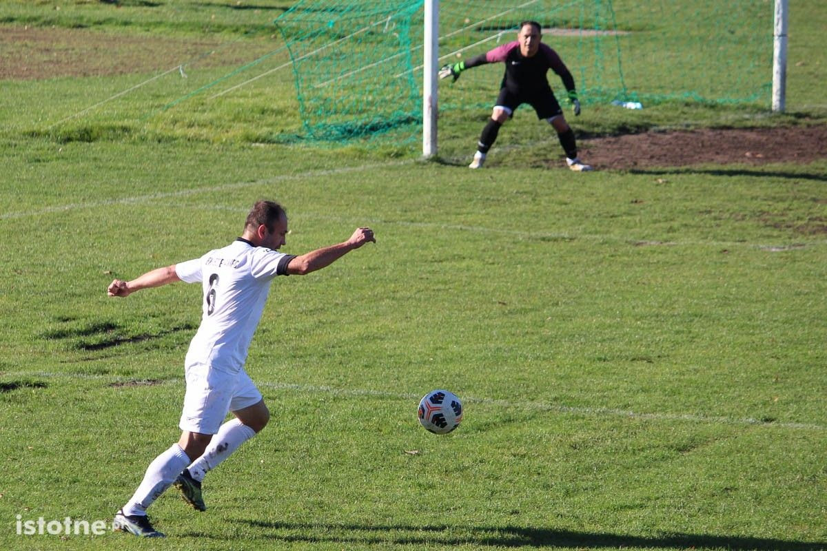 Galeria z meczu BKS II Bolesławiec - Sparta Zebrzydowa