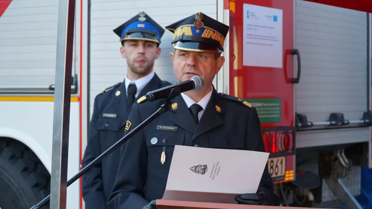 Uroczysty apel i nowy sprzęt dla strażaków z Bolesławca i Trzebienia