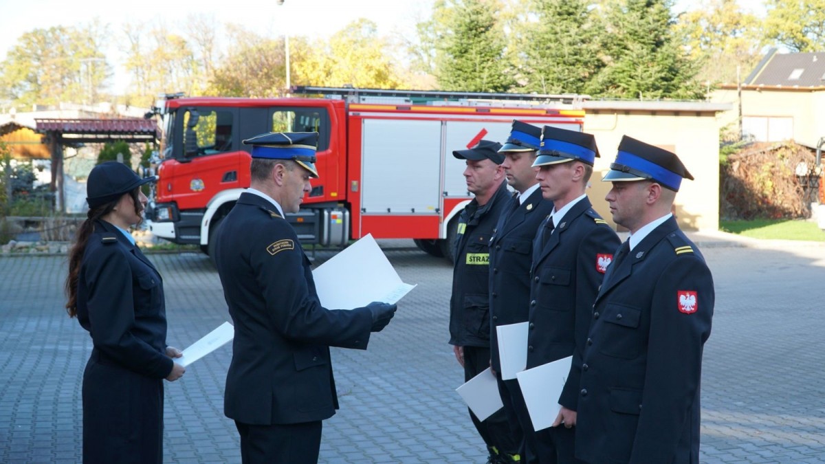 Uroczysty apel i nowy sprzęt dla strażaków z Bolesławca i Trzebienia