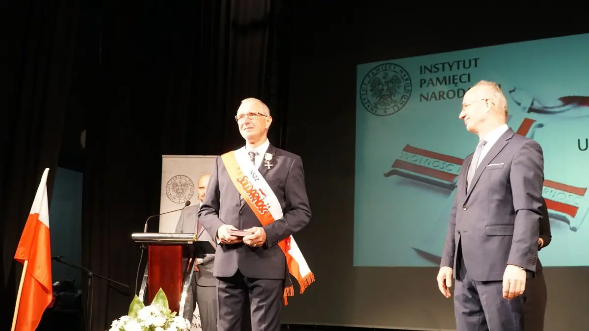 Działacze opozycji antykomunistycznej otrzymali Krzyże Wolności i Solidarności