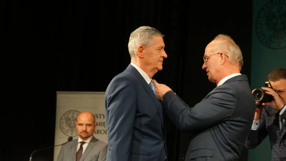 Działacze opozycji antykomunistycznej otrzymali Krzyże Wolności i Solidarności