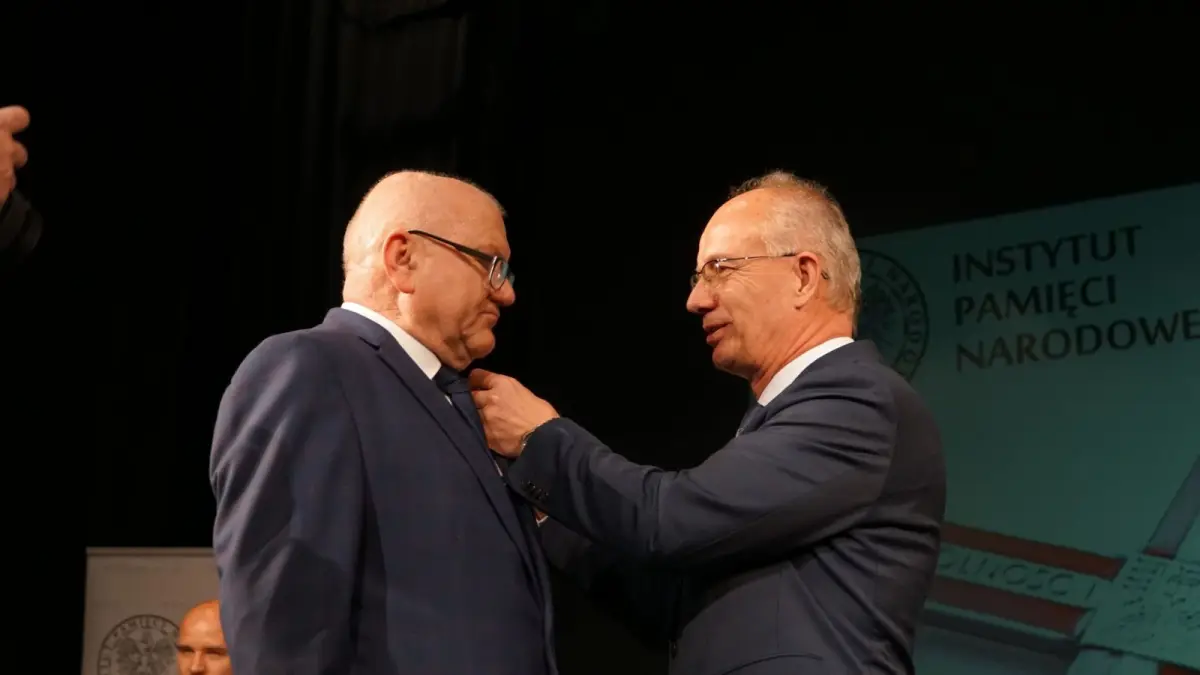 Działacze opozycji antykomunistycznej otrzymali Krzyże Wolności i Solidarności