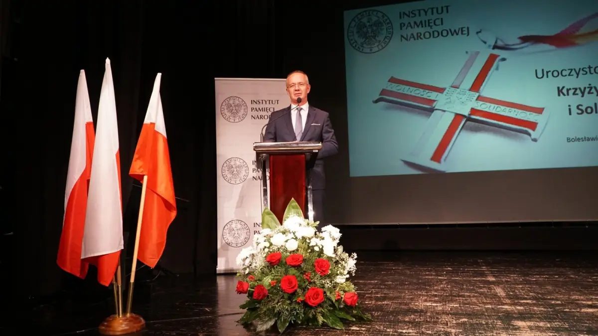 Działacze opozycji antykomunistycznej otrzymali Krzyże Wolności i Solidarności