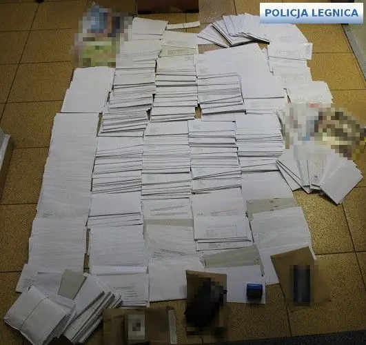 Przesyłki i zatrzymana