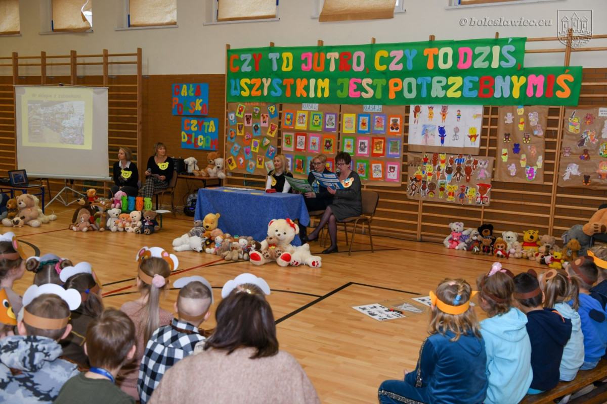 Dzień Pluszowego Misia w Szkole Podstawowej nr 2 w Bolesławcu