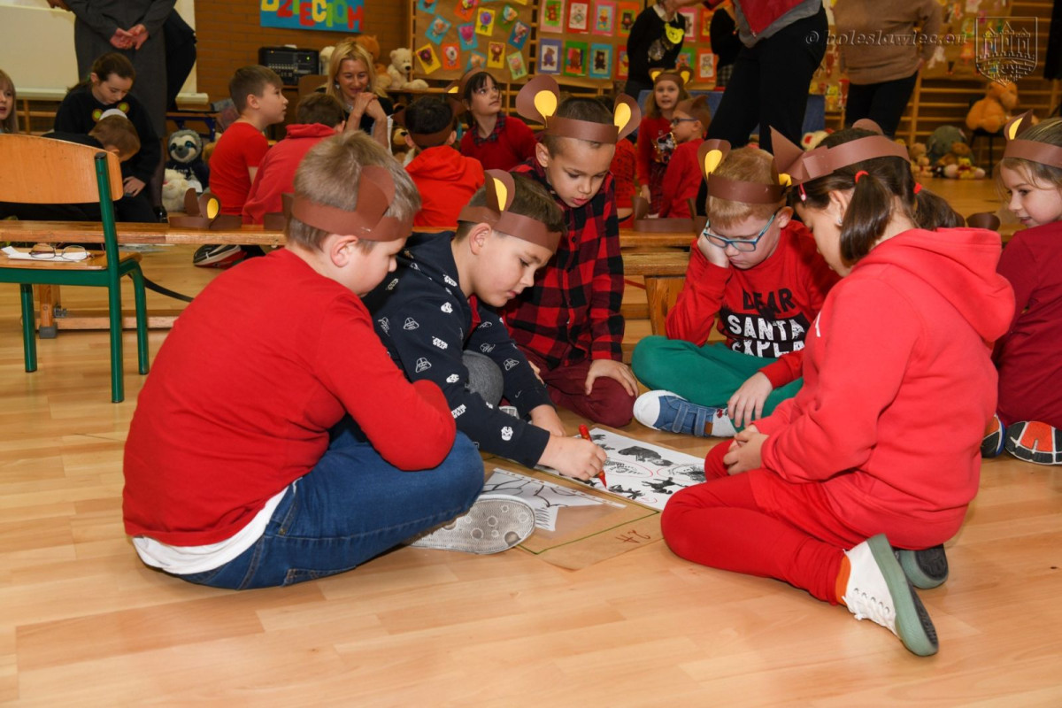 Dzień Pluszowego Misia w Szkole Podstawowej nr 2 w Bolesławcu