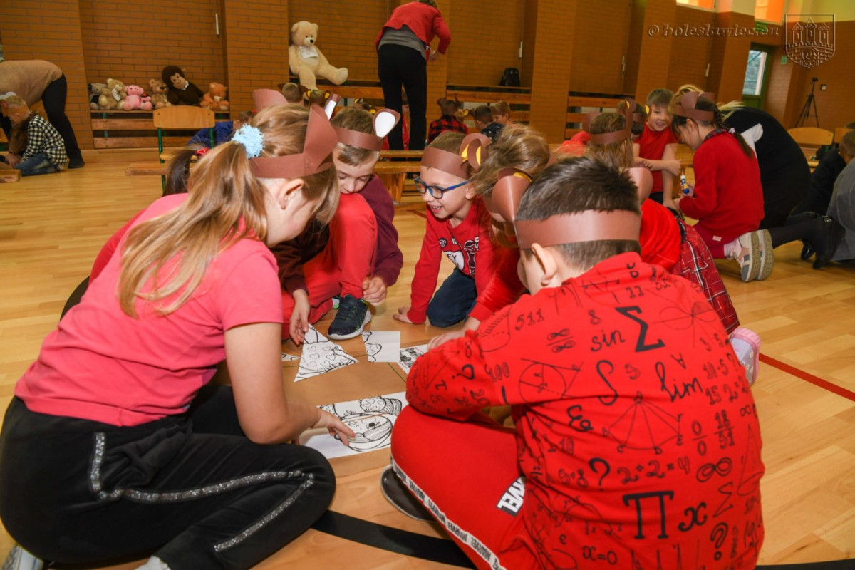 Dzień Pluszowego Misia w Szkole Podstawowej nr 2 w Bolesławcu