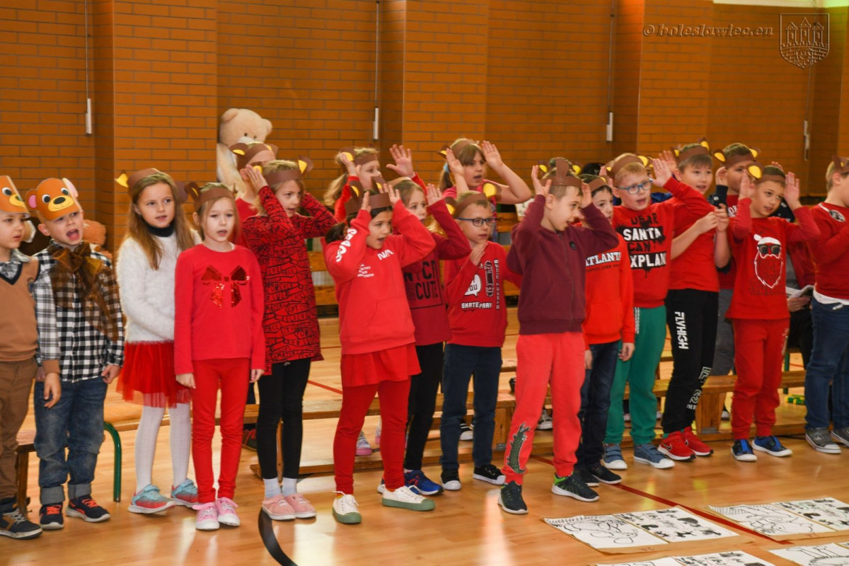 Dzień Pluszowego Misia w Szkole Podstawowej nr 2 w Bolesławcu