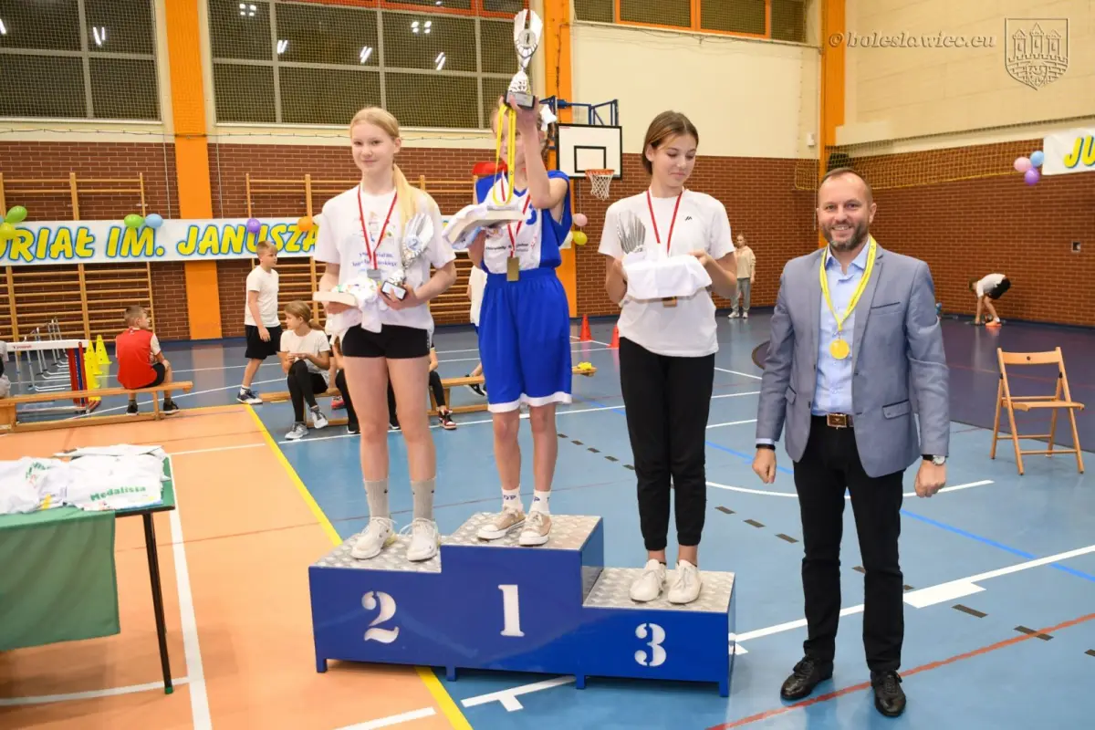 XXX Memoriał im. Janusza Kusocińskiego w Szkole Podstawowej nr 1 w Bolesławcu