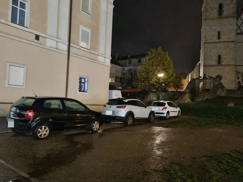 W jakich miejscach lepiej nie parkować. Grozi za to kara grzywny do 1000 zł