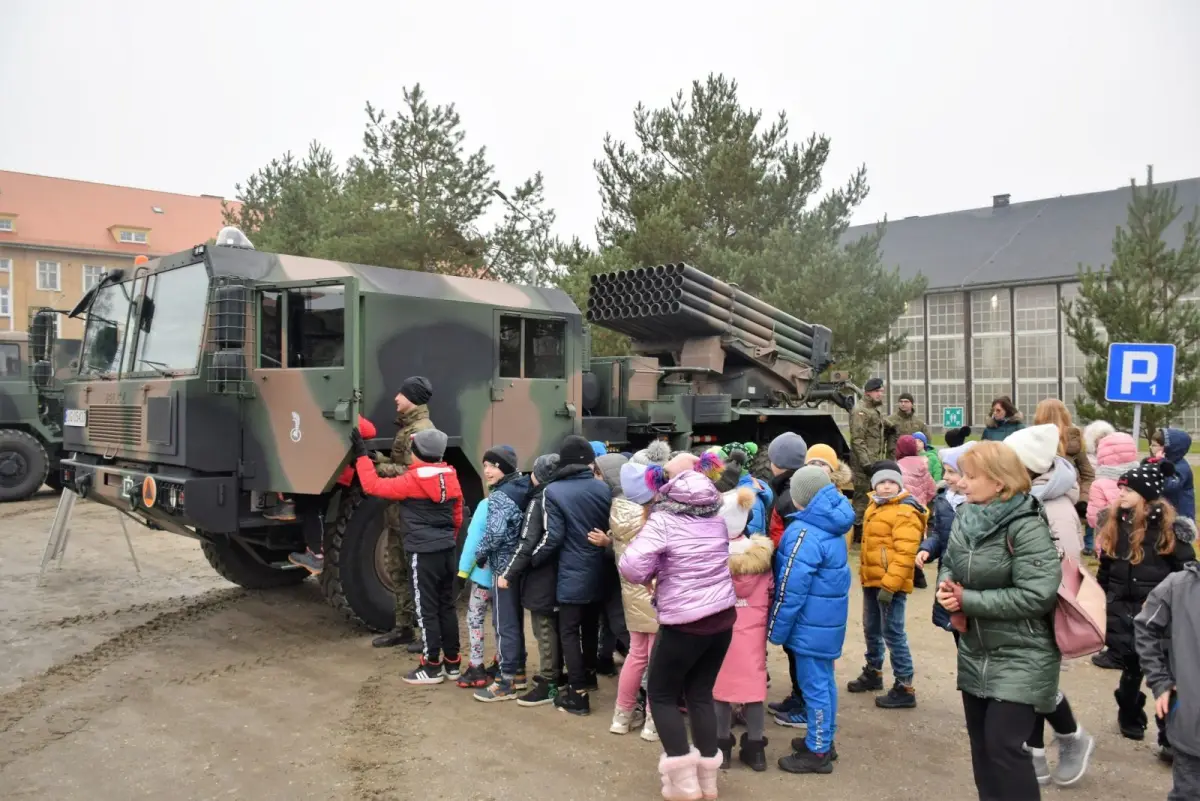 Open day at the barracks of artillerymen from Bolesławiec