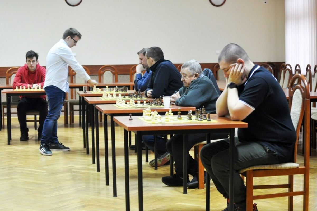 Symultana z mistrzem FIDE Michałem Fiedorkiem w Kruszynie