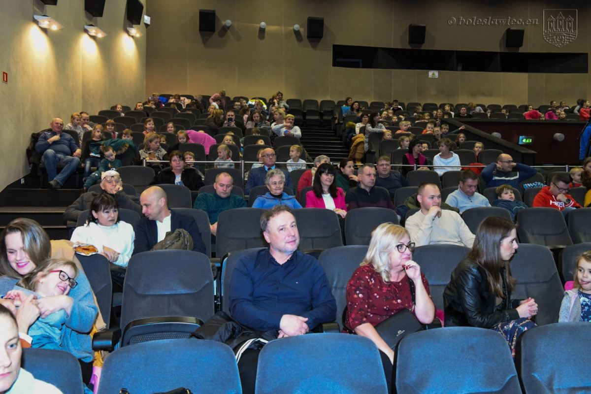 Jasełka w wykonaniu przedszkolaków z „siódemki”